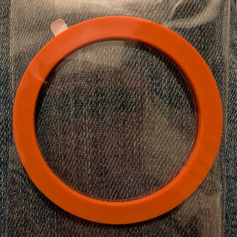 Orange metal ring