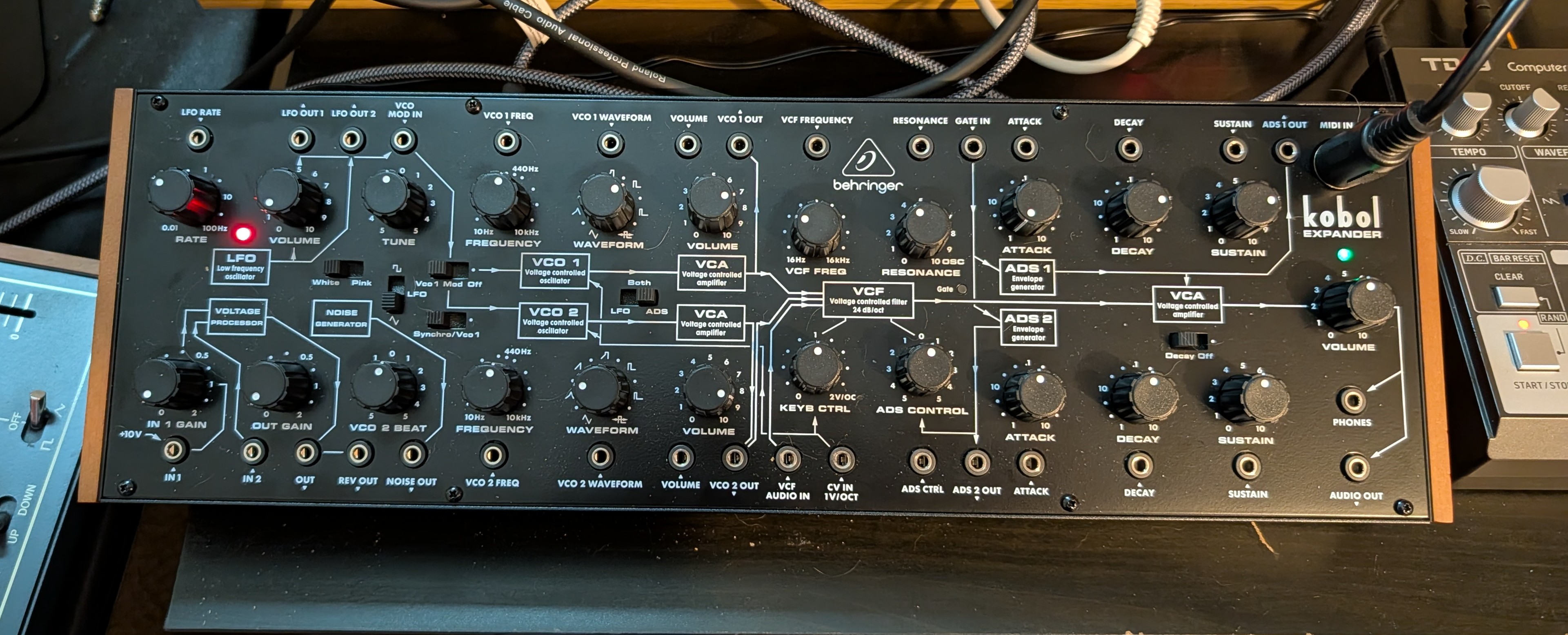 Behringer Kobol Expander